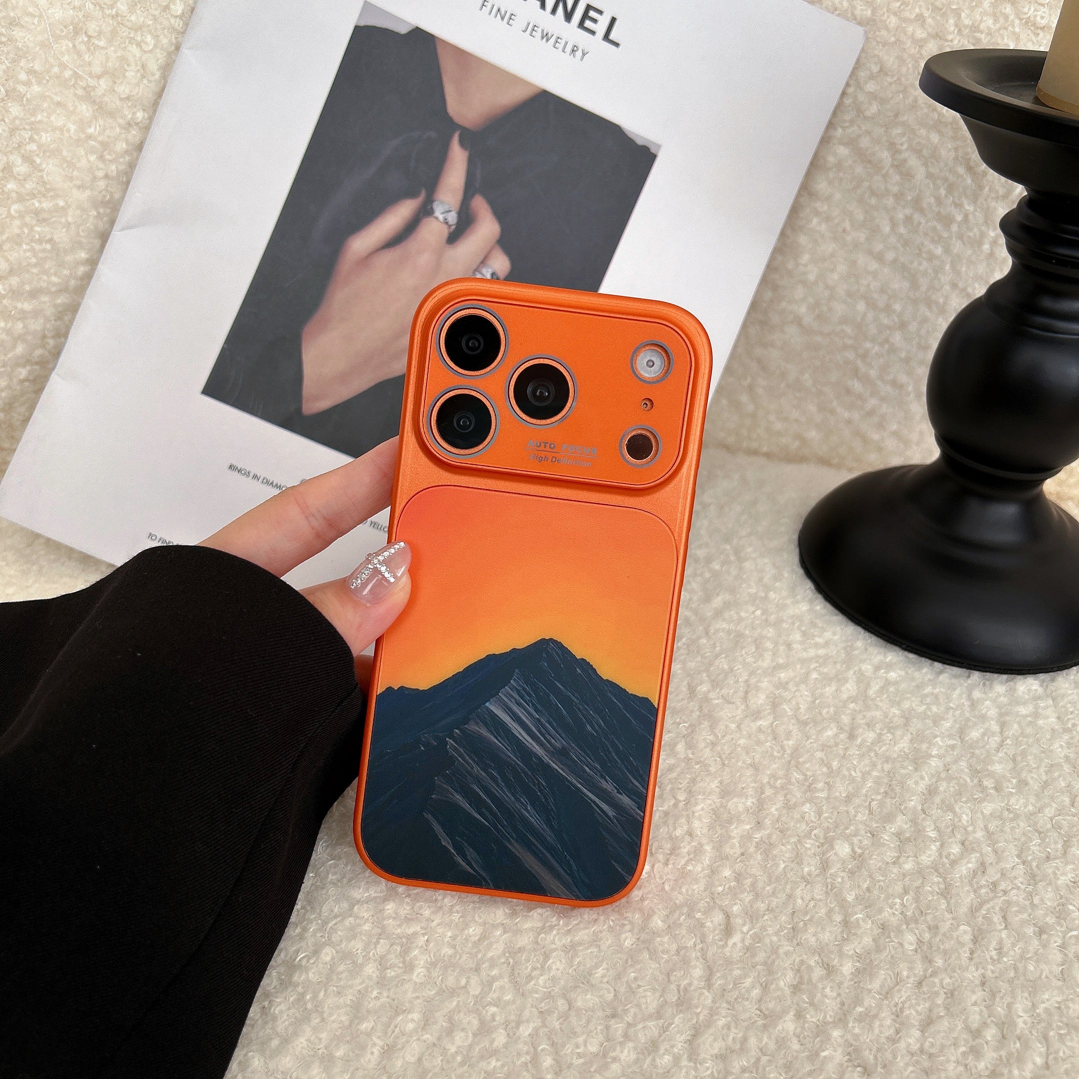 Stylish magnetic phone case