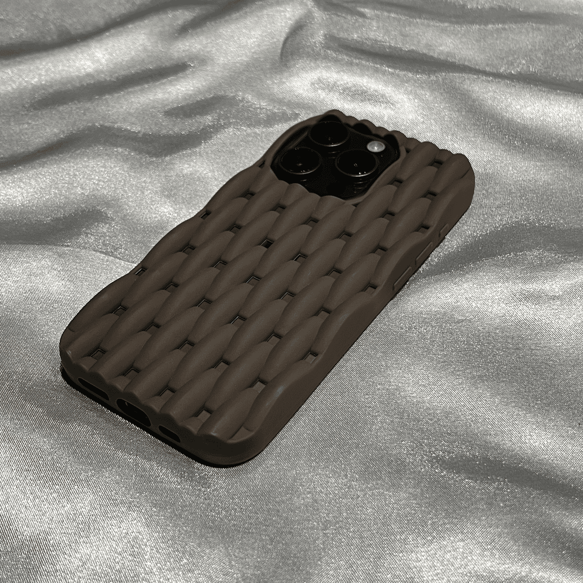Cooling iPhone Case with Breathable Hollow Design ¡§C Heat Dissipation, Lightweight & Shockproof