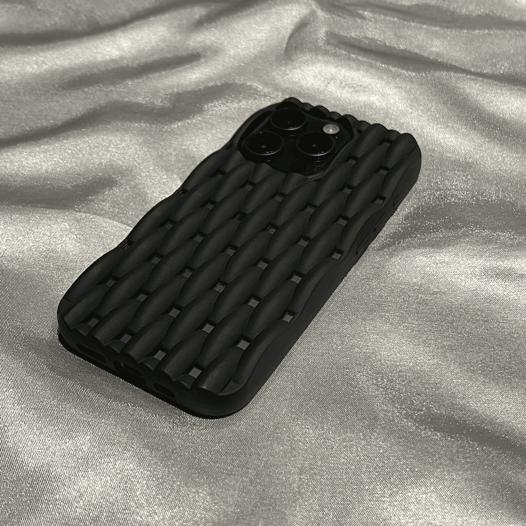 Cooling iPhone Case with Breathable Hollow Design ¡§C Heat Dissipation, Lightweight & Shockproof