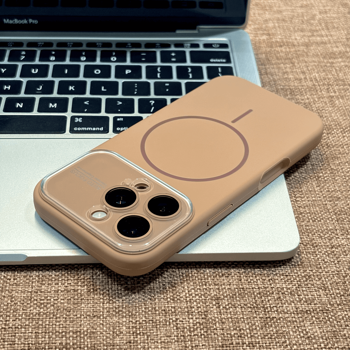 Matte Anti-Fingerprint iPhone Case ¡§C Dust-Resistant, Magnetic Slim Fit (MagSafe Compatible)