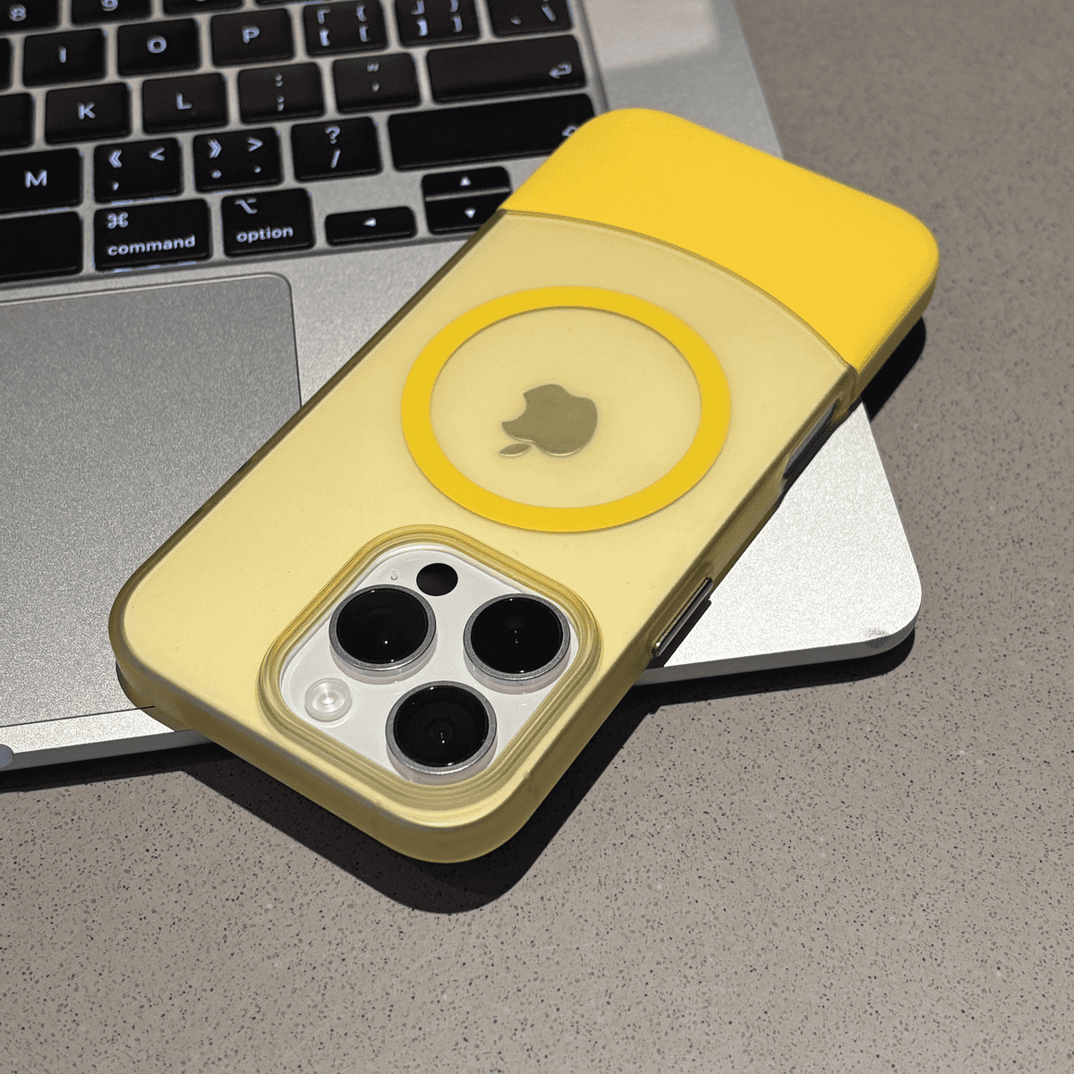 2-in-1 Detachable iPhone Case ¡§C Magnetic Modular Design, Snap & Switch Protective Cover