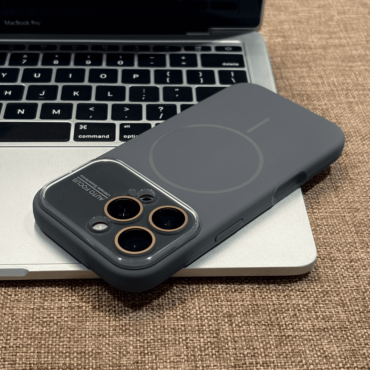 Matte Anti-Fingerprint iPhone Case ¡§C Dust-Resistant, Magnetic Slim Fit (MagSafe Compatible)
