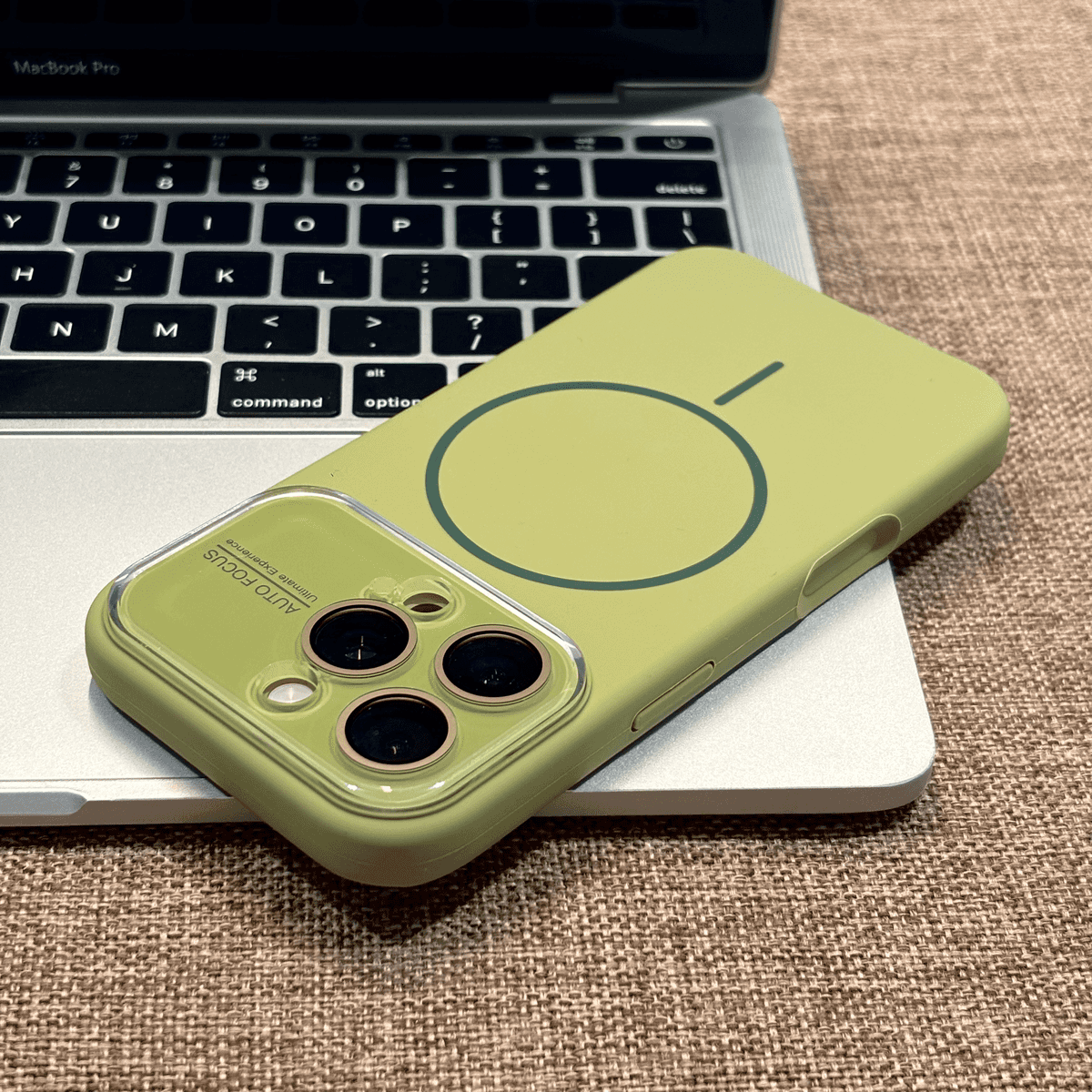 Matte Anti-Fingerprint iPhone Case ¡§C Dust-Resistant, Magnetic Slim Fit (MagSafe Compatible)