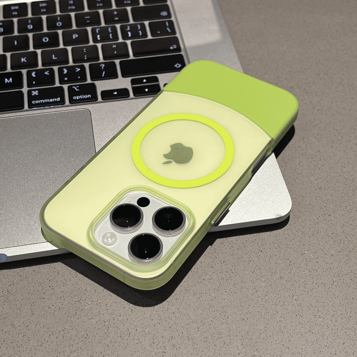 2-in-1 Detachable iPhone Case ¡§C Magnetic Modular Design, Snap & Switch Protective Cover